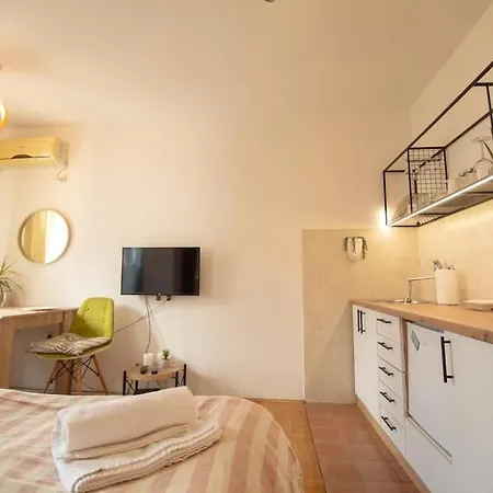 Cozy - Dostojevski דירה נובי סאד